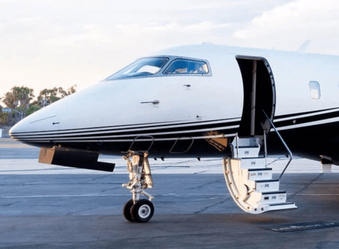 The Rental of Private Jets for Confidential Diplomatic Meetings 1 comparateur bandeau cta - The Rental of Private Jets for Confidential Diplomatic Meetings
