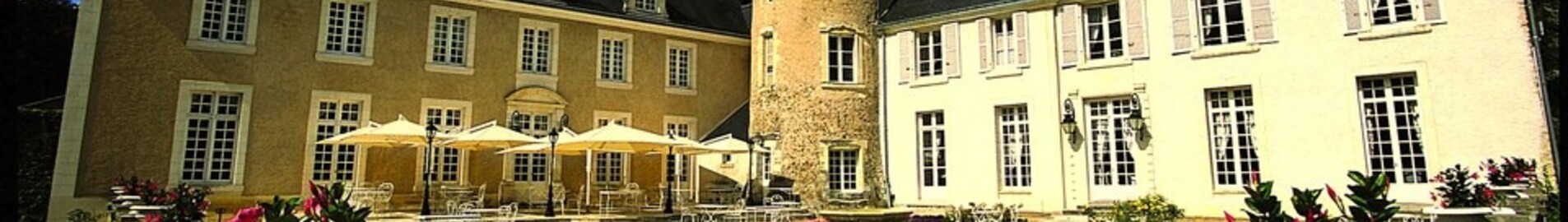 Hire a helicopter for a gourmet getaway at the Domaine of Beauvois helicopter in the loire valley