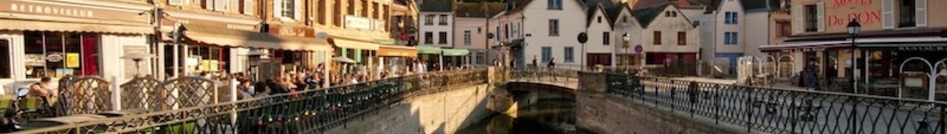 Private jet hire in Amiens Glisy Airport