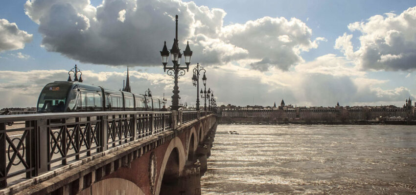 Pont à Bordeaux