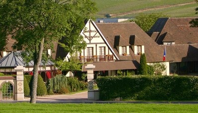 Hire a helicopter for a gourmet escapade at the Hotel la Briqueterie in Epernay, Champagne, France