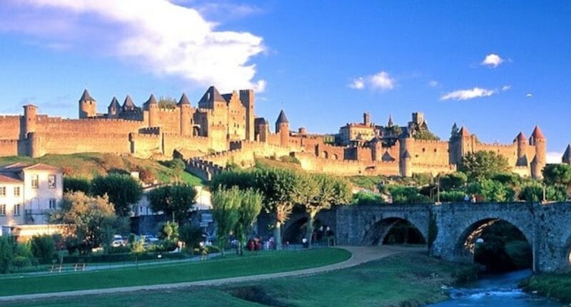 Private jet hire in Carcassonne