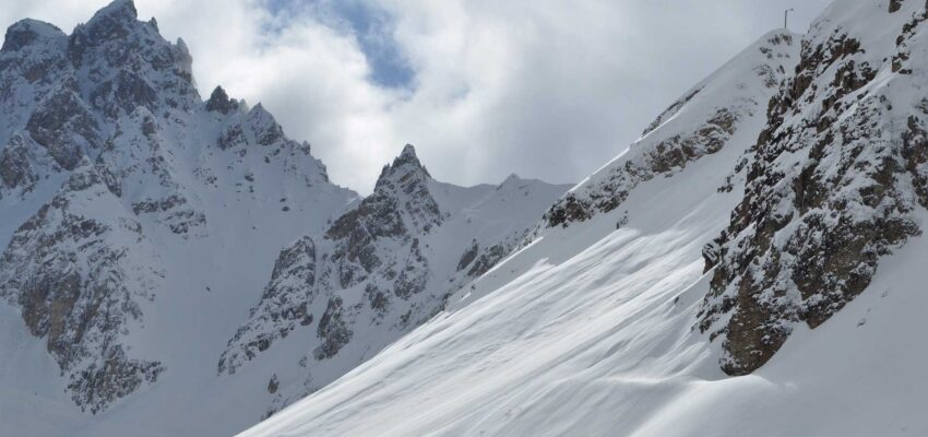 montagne enneigée