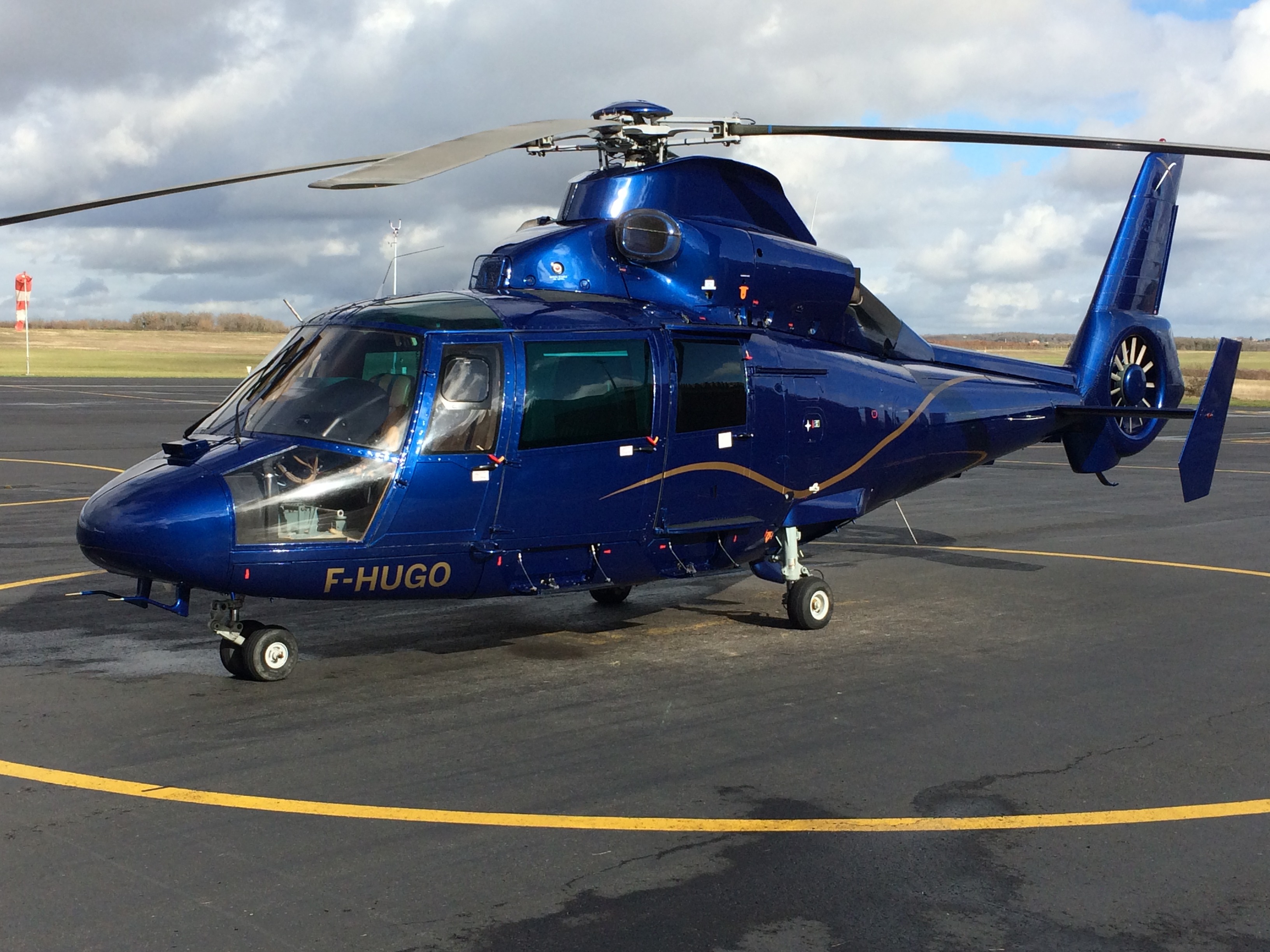 Eurocopter/ Airbus helicopter Dauphin As 355 Bi Turbine Helicopter Hire