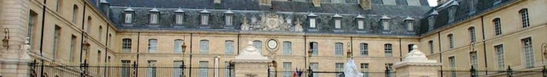 Private jet hire in Dijon Burgundy Airport