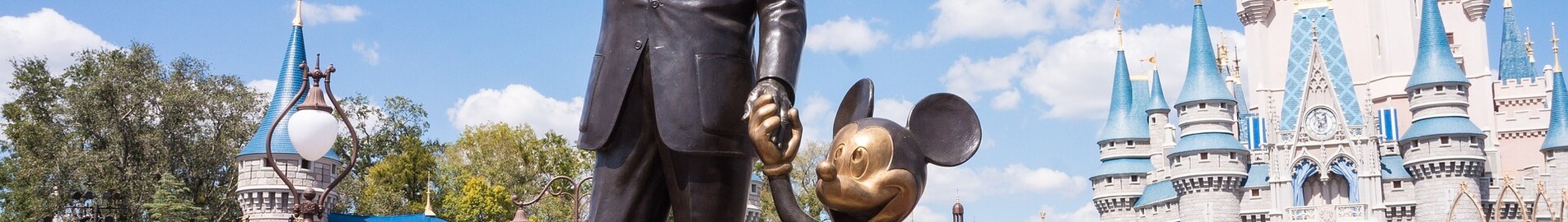 DISNEYLAND® PARIS by helicopter