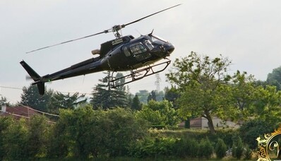 Le Puy du Fou by helicopter