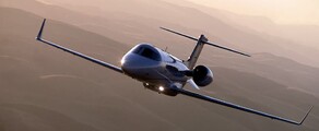 Learjet 40: Private Jet Hire