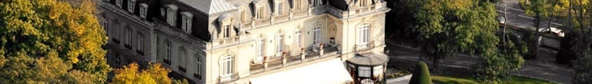 Hire a helicotper for a gourmet escapade at Les Crayeres in Reims, Champagne, France