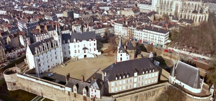Château des Ducs de Bretagne, paysage urbain de Nantes.