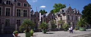 Private jet hire in Orleans Airport Saint Denis De Lhotel