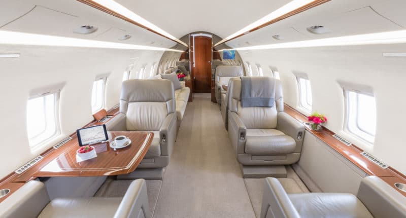 Challenger 604 Private Jet Hire