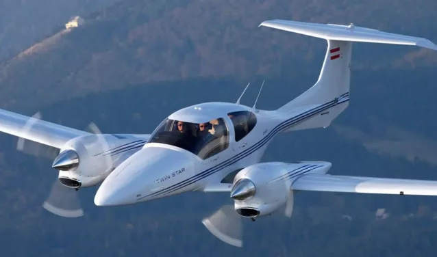 diamond da42 twinstar location jet prive