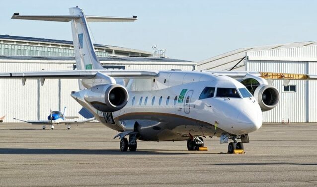 Dornier 328 vol de groupe