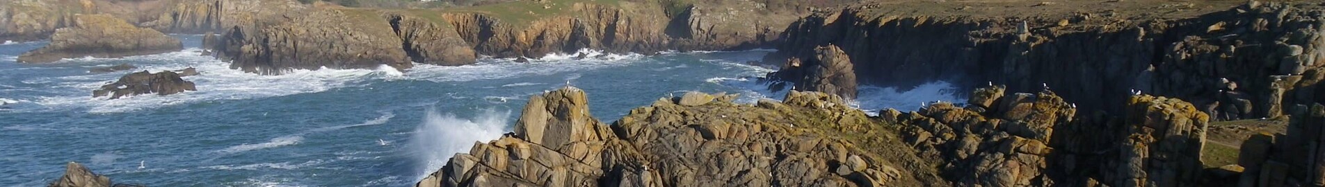 Private jet hire in Island Of Yeu