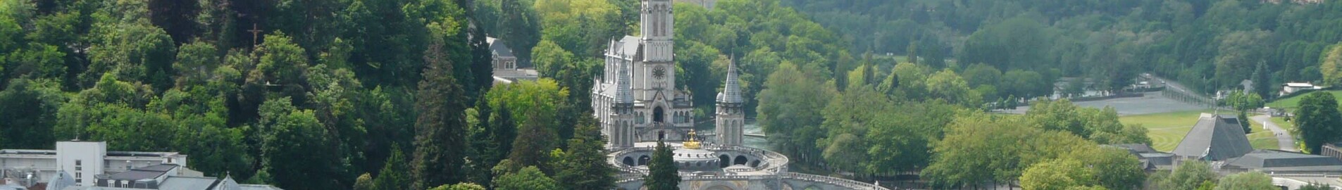 Private jet hire in Tarbes Lourdes Pyrenees Airport