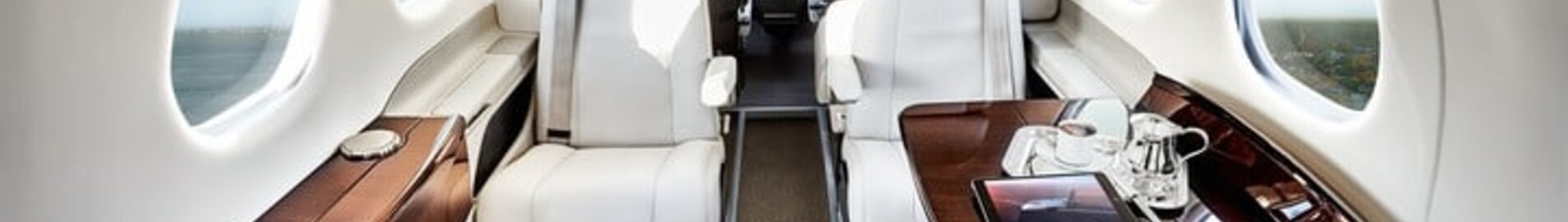 Is it really more expensive to fly in a private jet ?