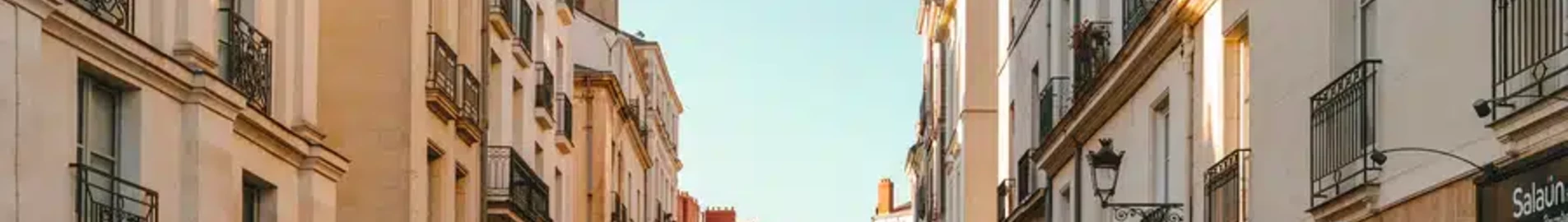 Private jet hire in Nantes Atlantique Airport 2