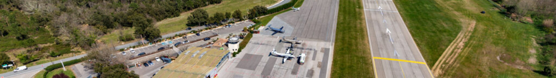 Saint-Tropez La Môle: private jet charter