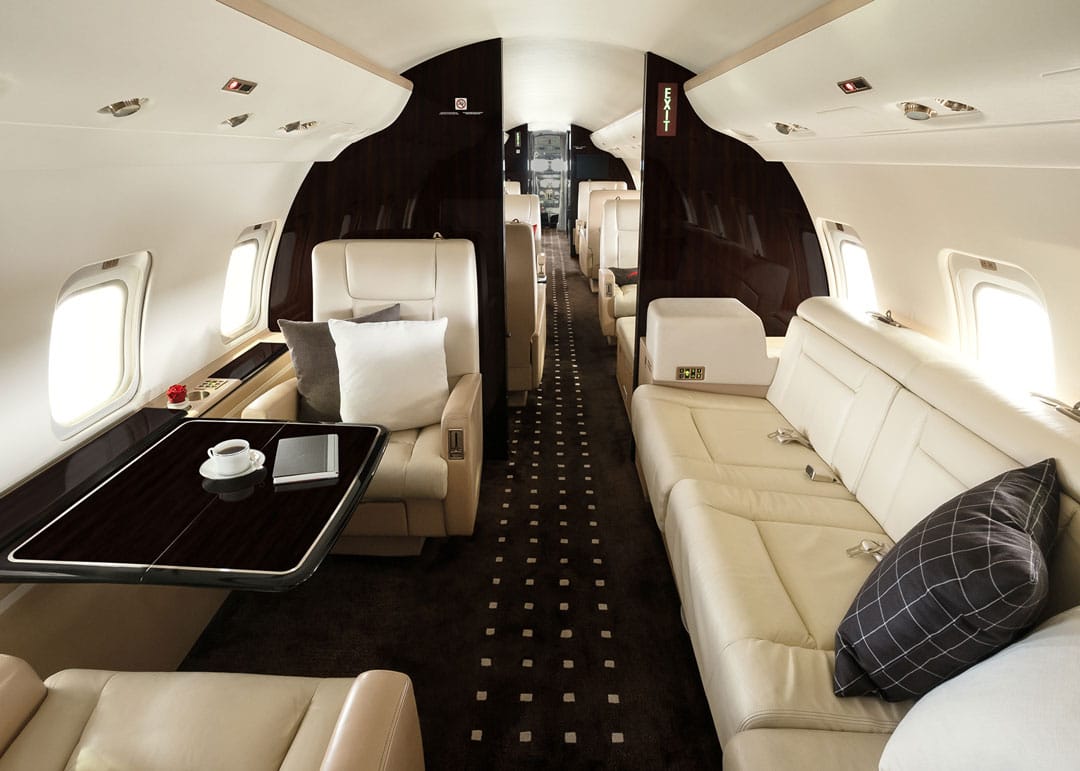Cabine intérieure jet privé Challenger 850