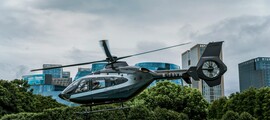 location hélicoptère - intérieur H125 avec sièges en cuir beige