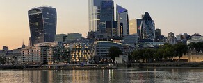 Naples - London : private jet rental