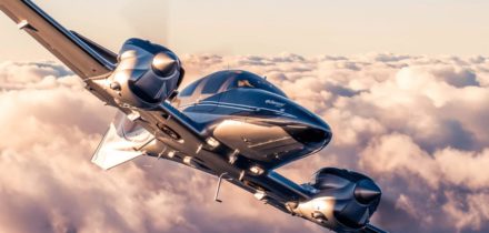 Location jet Diamond DA 62