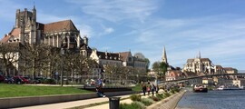 Private plane and helicopter rental in Bourg-en-bresse Ceyzeriat