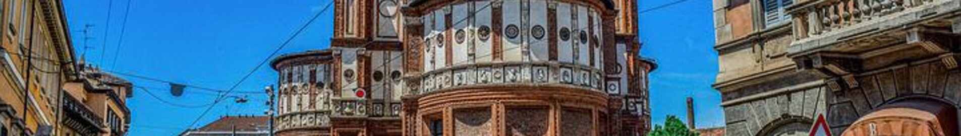 Saint-Tropez - Milan Malpensa : private jet rental 