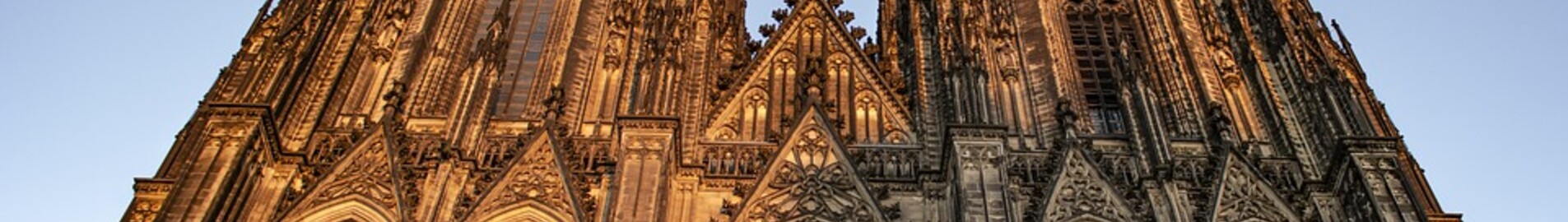 Private jet and helicopter charter in Cologne