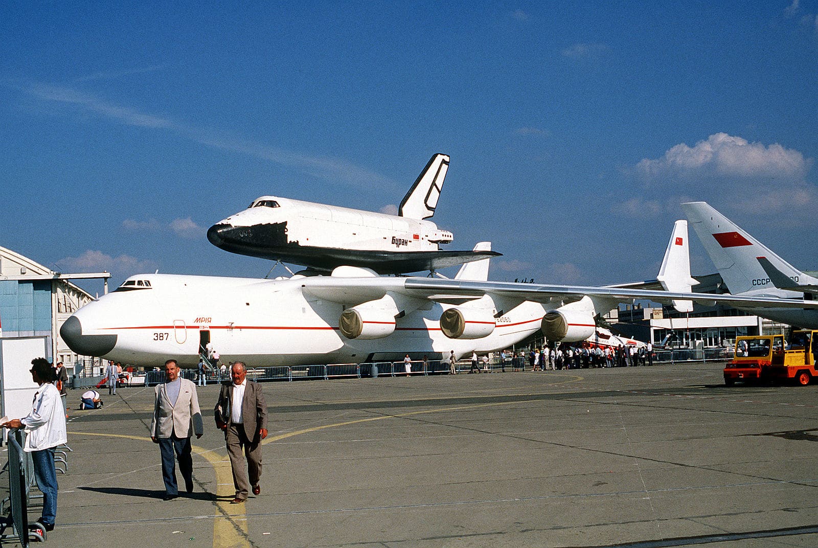 cargo-aircraft-rental-antonov-an-225-aeroaffaires