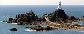 Private jet and helicopter hire in Jersey