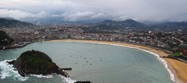 Santiago de Compostela : Private jet and helicopter rental 
