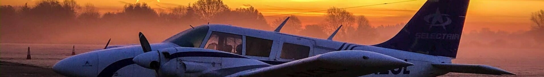 Private plane and helicopter rental in Stapleford