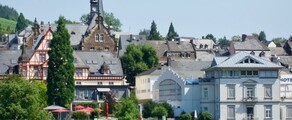Bitburg: Private jet and helicopter rental