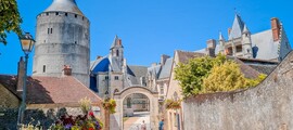 Private plane and helicopter rental in Ales Deaux