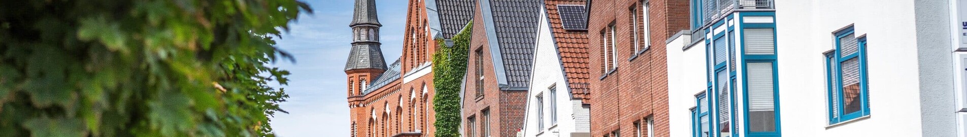 Diepholz: Private jet and helicopter rental