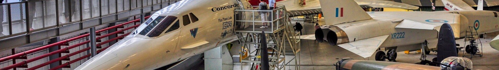 Private plane and helicopter rental in Duxford