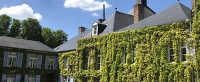 Private jet and helicopter rental in Florennes
