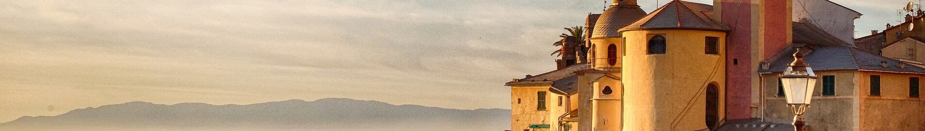 Private jet and helicopter hire in Genoa