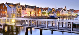 Eisenhuttenstad: Private jet and helicopter charter