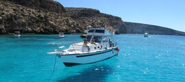 Private jet and helicopter charter in Ghedi