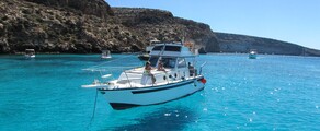 Private jet and helicopter hire in Lampedusa