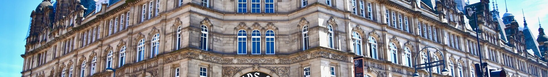 Private jet and helicopter hire in Leeds Bradford