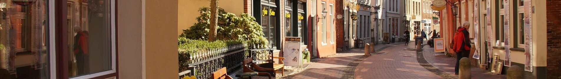 Leer Papenburg: Private plane and helicopter rental