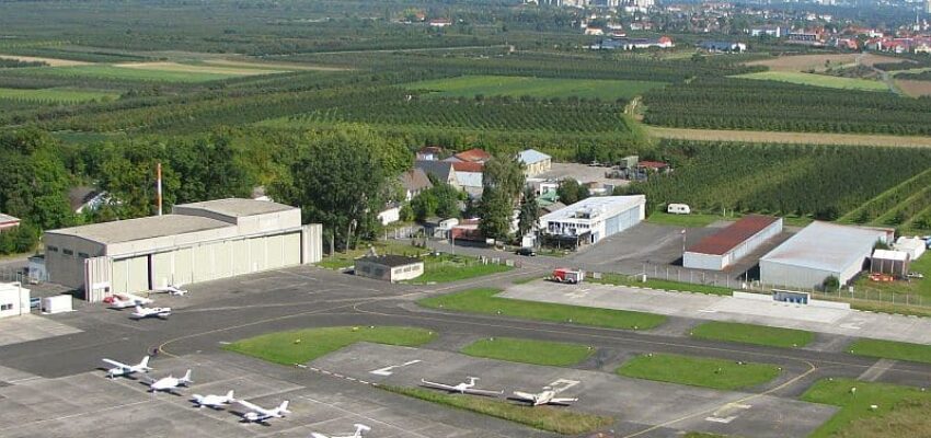 Location de jet privé à Mayence-Finthen, vue aérienne.