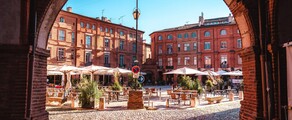 Private plane and helicopter charter in Montauban
