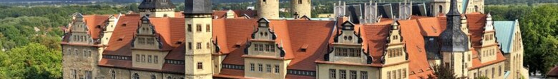 Private plane and helicopter rental in Merseburg