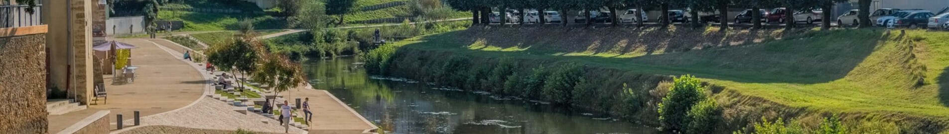 Private jet charter and helicopter to Mont De Marsan Ab