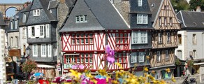 Private plane and helicopter rental in Morlaix Ploujean